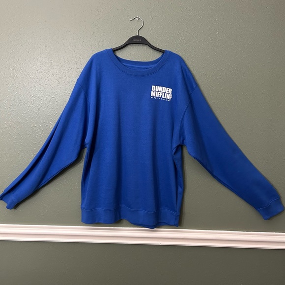 The Office Dunder Mifflin Inc, Paper Company Sweater Size Large Great condition! - Picture 2 of 5